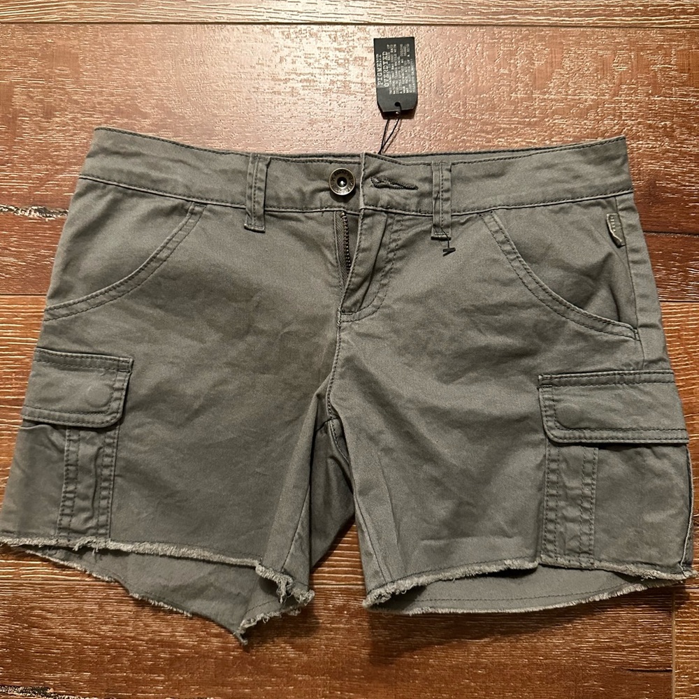 NWT Billabong Cargo Shorts